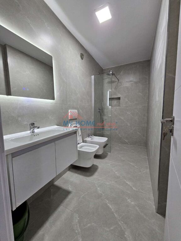 Apartament 1+1 ne shitje te 21 Dhjetori ne Tirane