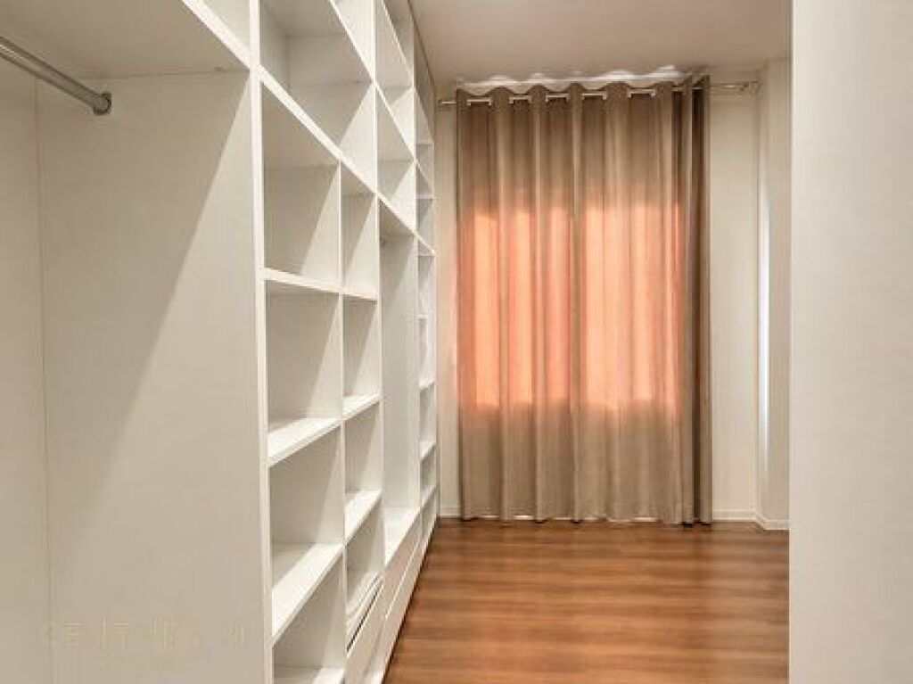SUPER VILE 4 KATE DHE 500 M2 OBORR PRANE TEG, PER QERA!