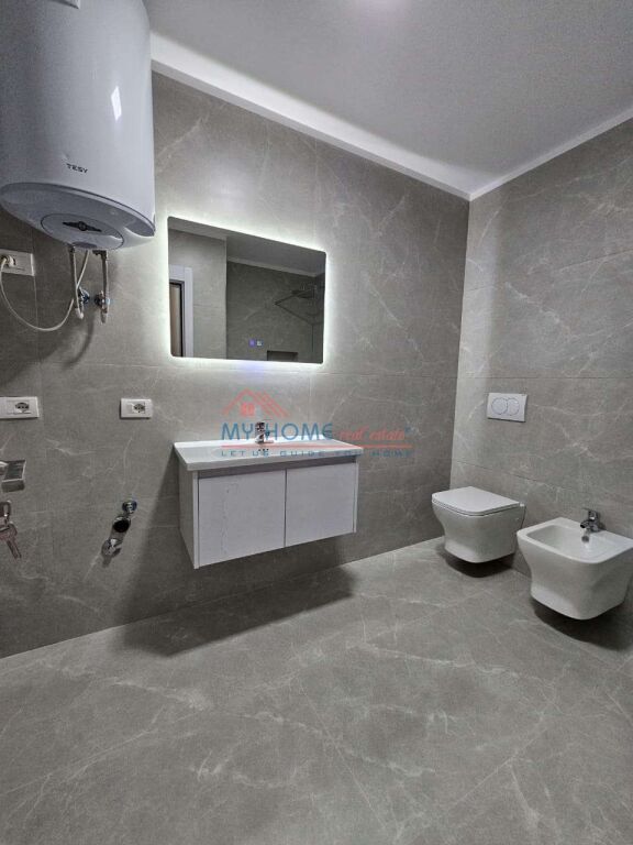 Apartament 1+1 ne shitje te 21 Dhjetori ne Tirane