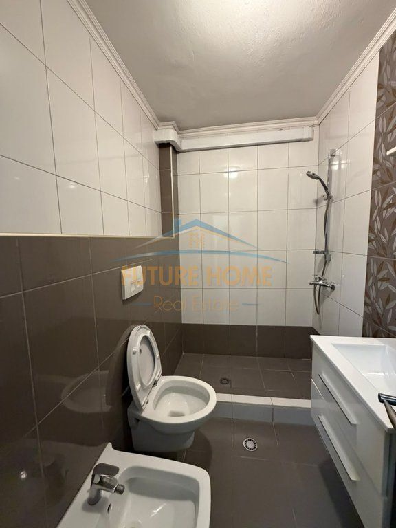 Shitet, Apartament 1+1, Ali Demi