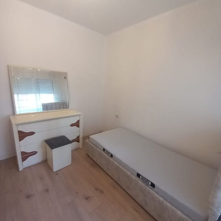 Appartamento 2+1, 3° piano – Yzberishti