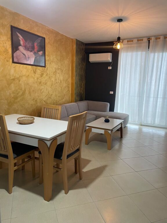 Apartament 1+1 me qera afatgjate, sea view