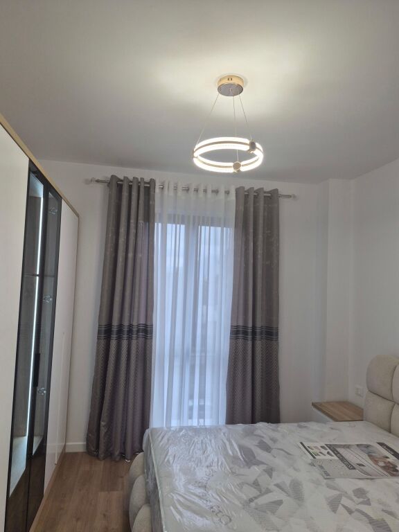 Affitto | Apartament 1 + 1 | Sheshi Shqiponja | 650 €/mese