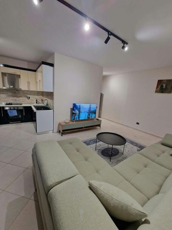APARTAMENT 2+1 ME QIRA – PLAZH, DURRËS 🌊