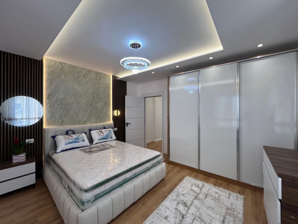 Shitet Apartament 2+1+2 📍 Pallati me Shigjeta, Rruga e Kavajës