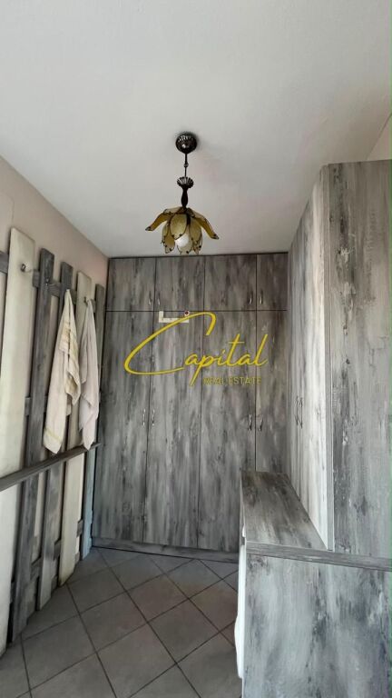 GARSONIERE ME QIRA 45 M2 BRRYLI 60.000 LEKE