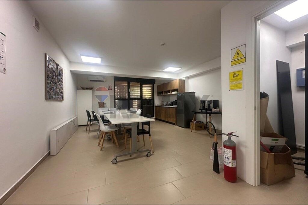 Shop - For Sale - Barricades Street, Tirana(ID: 530571009-149)