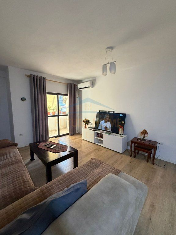 🏡 APARTMENT FOR SALE 2+1+2 – PARIS COMMUNE, TIRANA