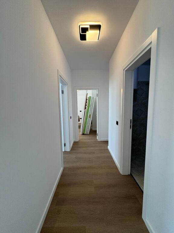 Jepet apartament me qera 2+1+2+2