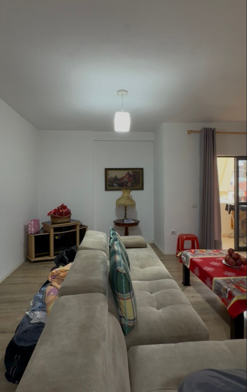 Apartment 2+1+2 for sale in the Paris Commune, Tirana.
