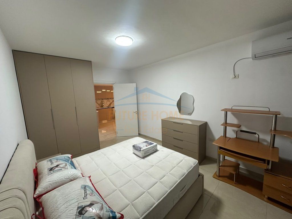 Qera, Apartament 2+1, Shkolla e Bashkuar, Rruga e Dibrës