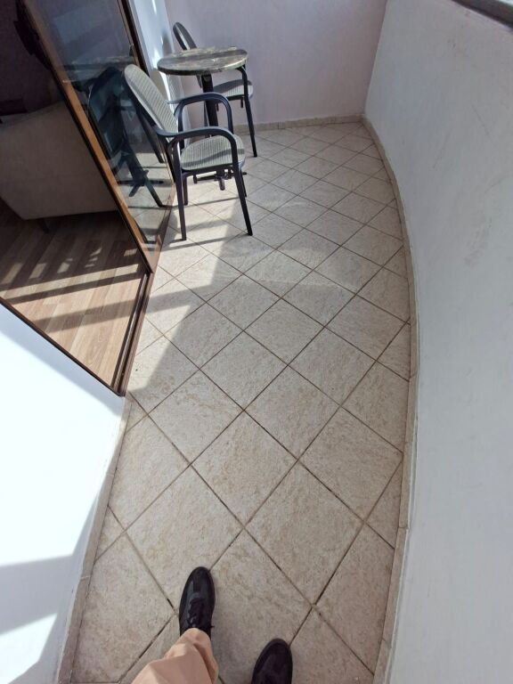 Jepet me qira 1+1 Perballe Delijorgjit 600 mije leke
