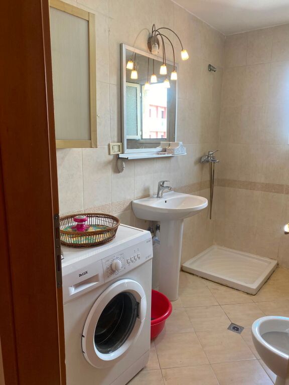 Apartament me qera tek Rruga Bogdaneve ID 5760