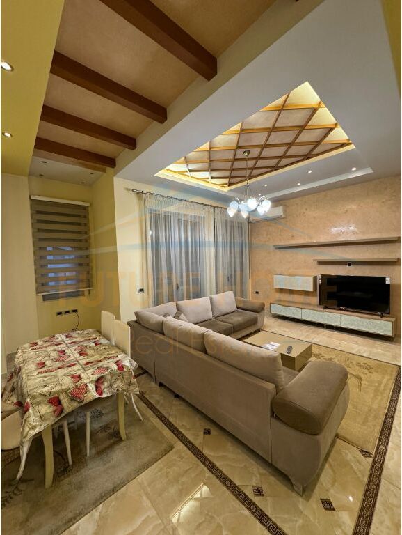 Qera, Apartament 2+1+2, Pazari i Ri.
