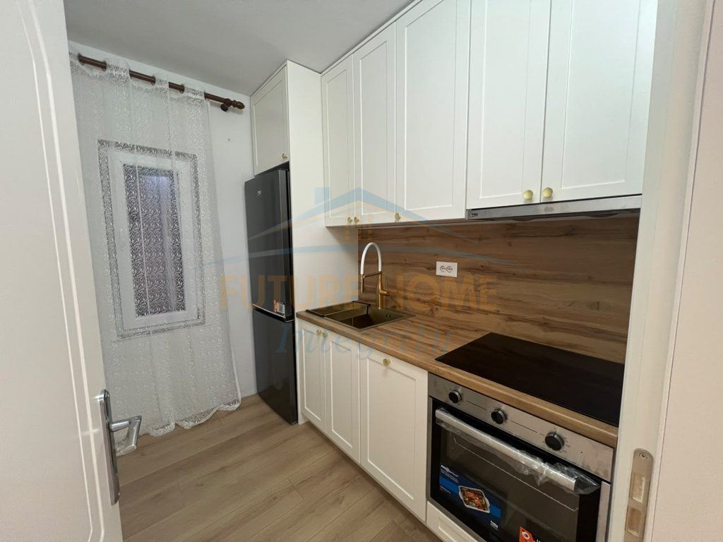 Qera, Apartament 3+1, Rruga Fortuzi, Tiranë