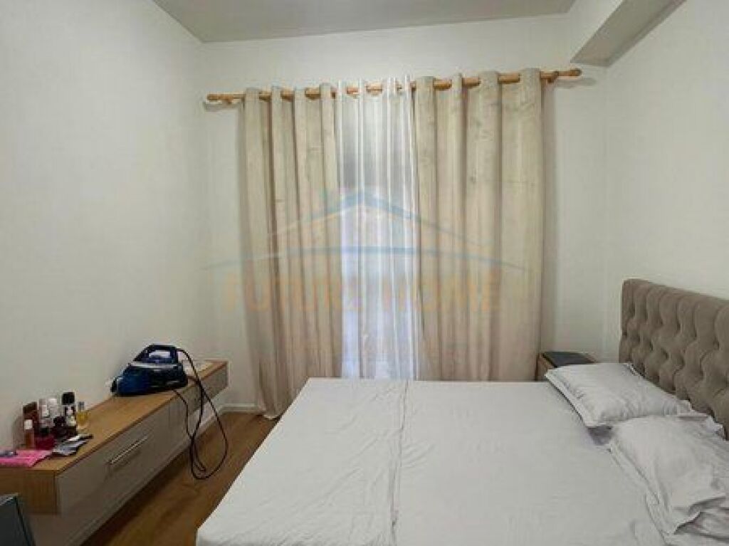 Shitet, Apartament 1+1, Ali Demi, Tiranë