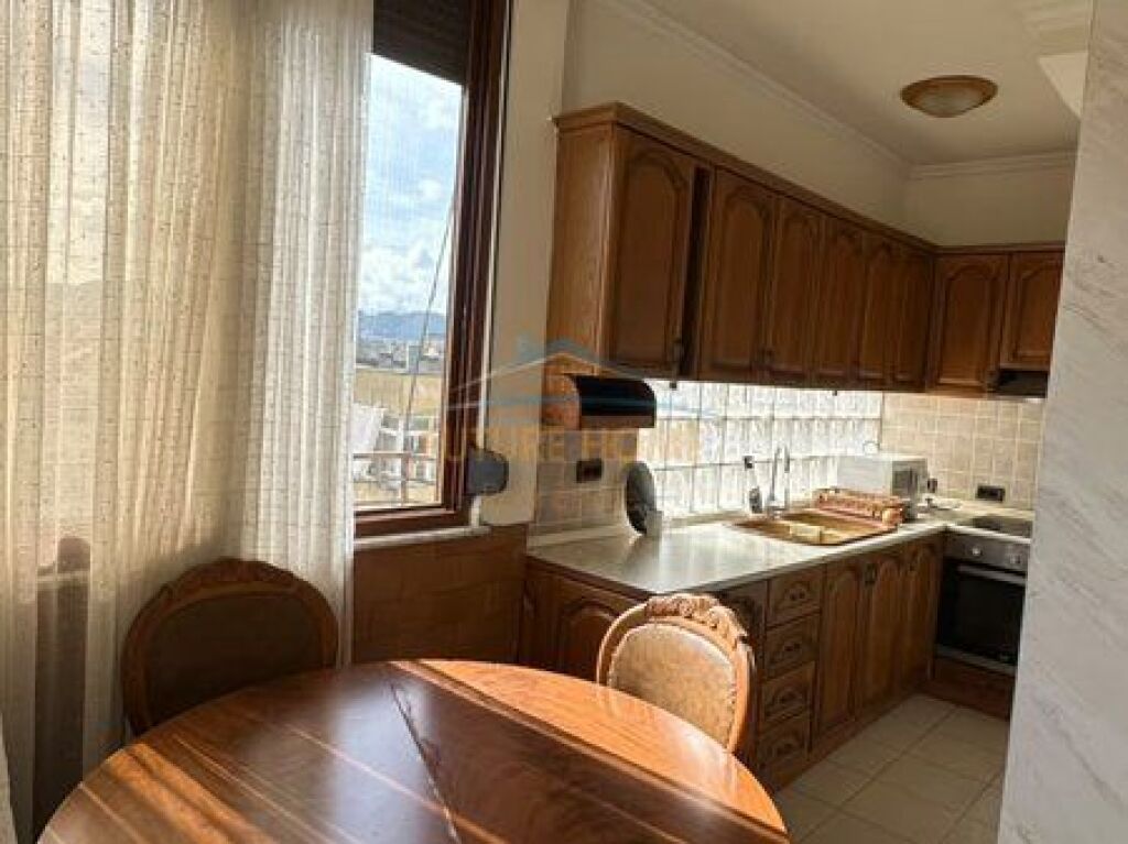 Shitet, Apartament 2+1, Shkolla e Baletit, Tiranë
