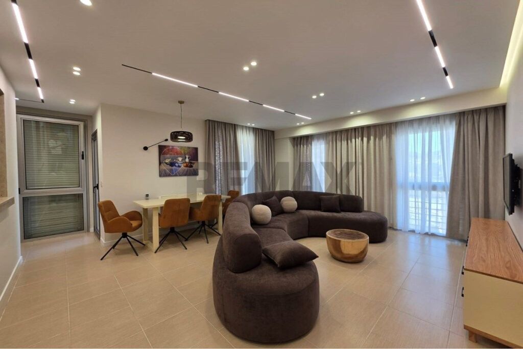 Apartment 3+1+Parking for rent Artificial Lake
