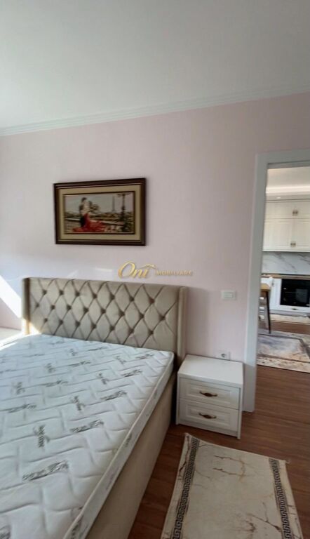 SAUK APARTAMENT PER QERA 2+1