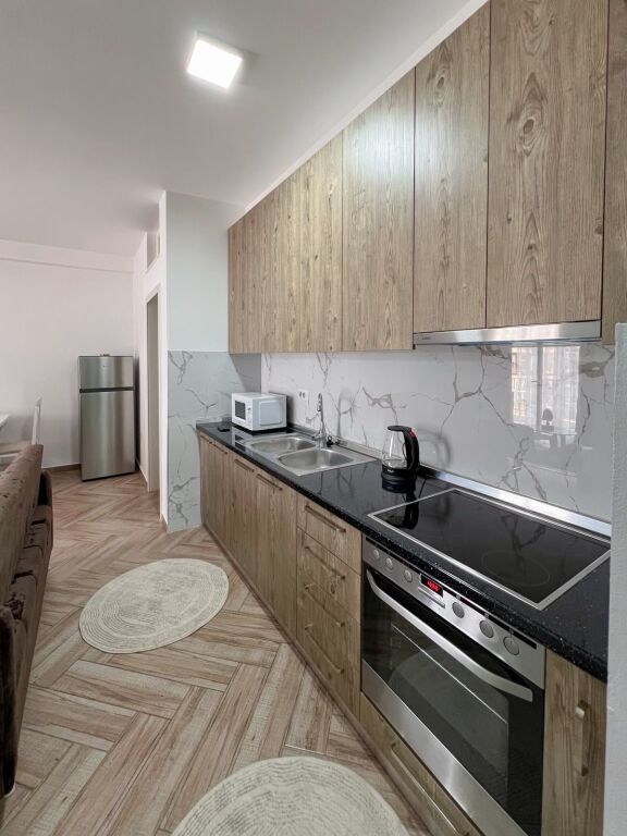Affitto | Apartament 2 + 1 | Rruga 5 Maji | 650 €/mese