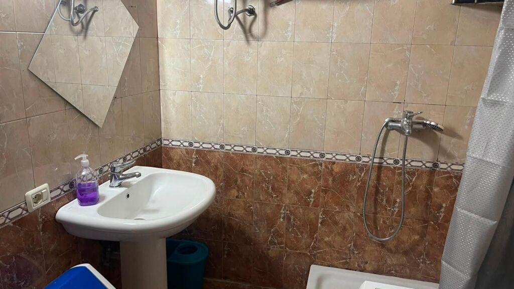 Apartament 1+1 me qera ne Myslym Shyr tek Big Market