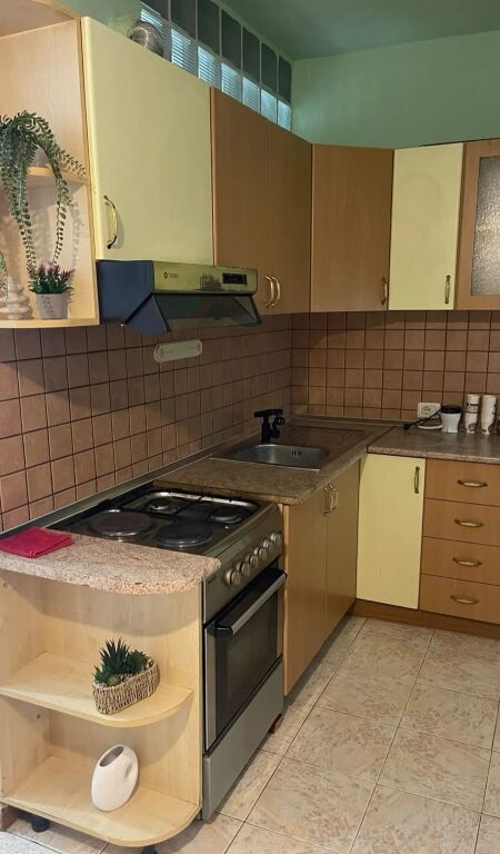 APPARTAMENTO 1+1 50.000 LEKE MYSLYM SHYRI
