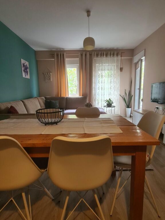 Apartament 1+1 me qera tek Kompleksi Kontakt 21 Dhjetori