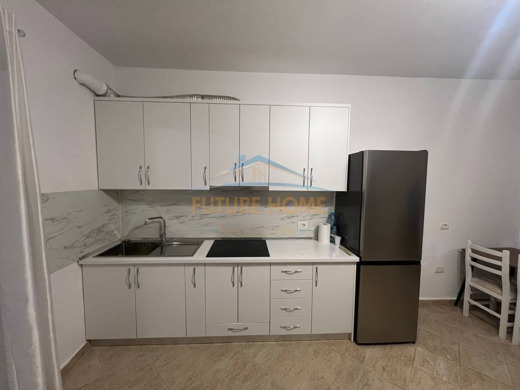 Affitto, Appartamento 2+1, Via Kavajës, Tirana