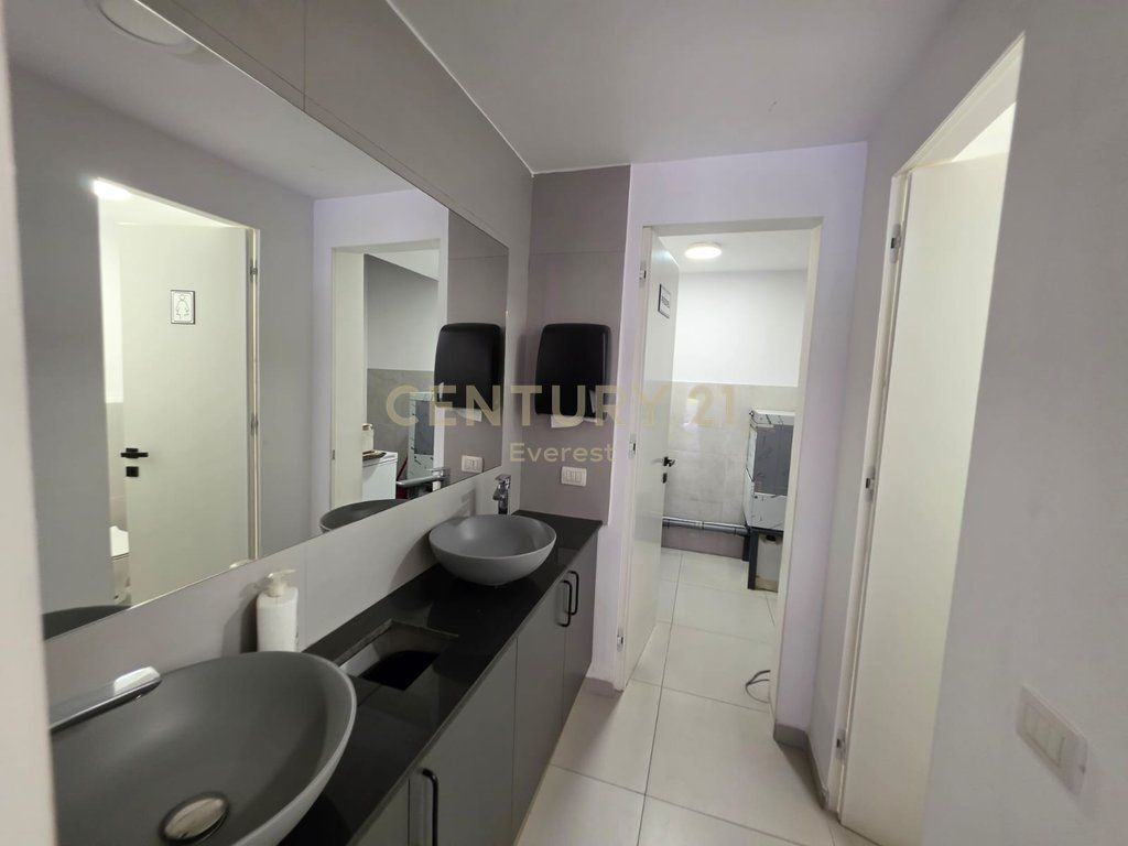 VENUE, ASL2 COMPLEX--GRILL RESTAURANT FOR RENT (READY TO WORK)