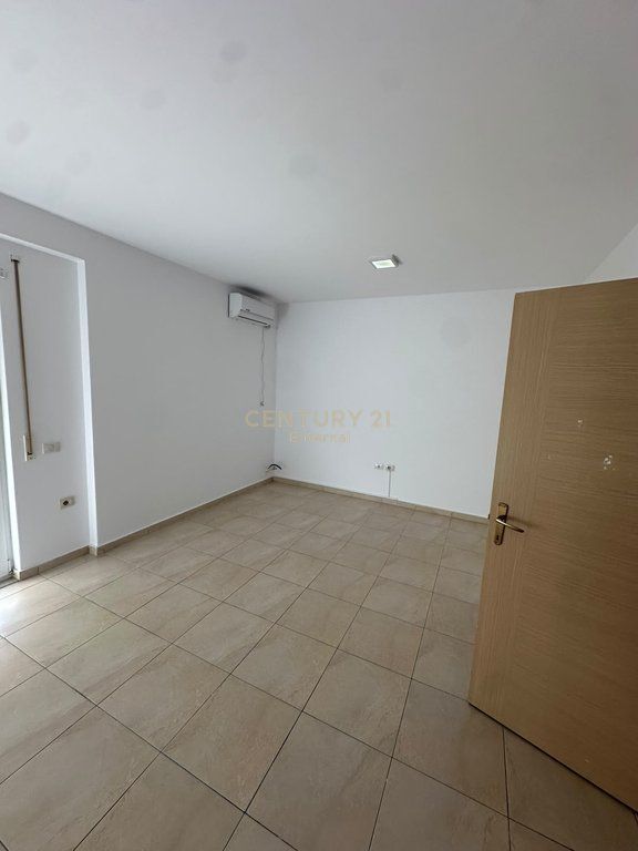 Qender - Jepet Zyre 2+1+2 108m2 Tek Atsh Lokacion Premium