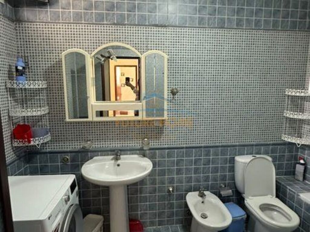 Shitet, Apartament 2+1, Shkolla e Baletit, Tiranë