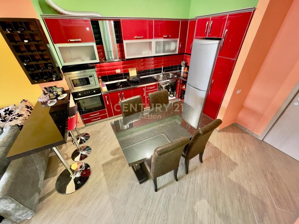 FOR RENT, APARTMENT 2+1+2 with 2 PARKING SPOTS at VILAT GJERMANE
