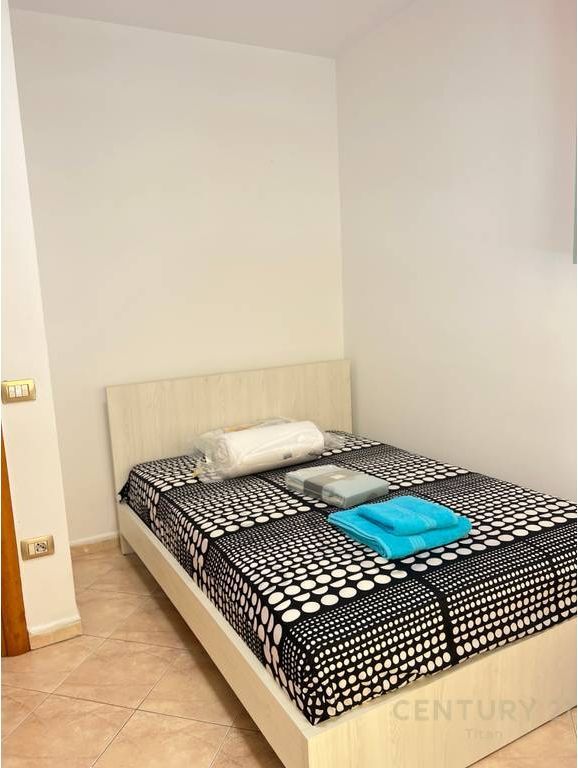 Apartament 3+1+2 tualete me qira te Zogu i Zi.