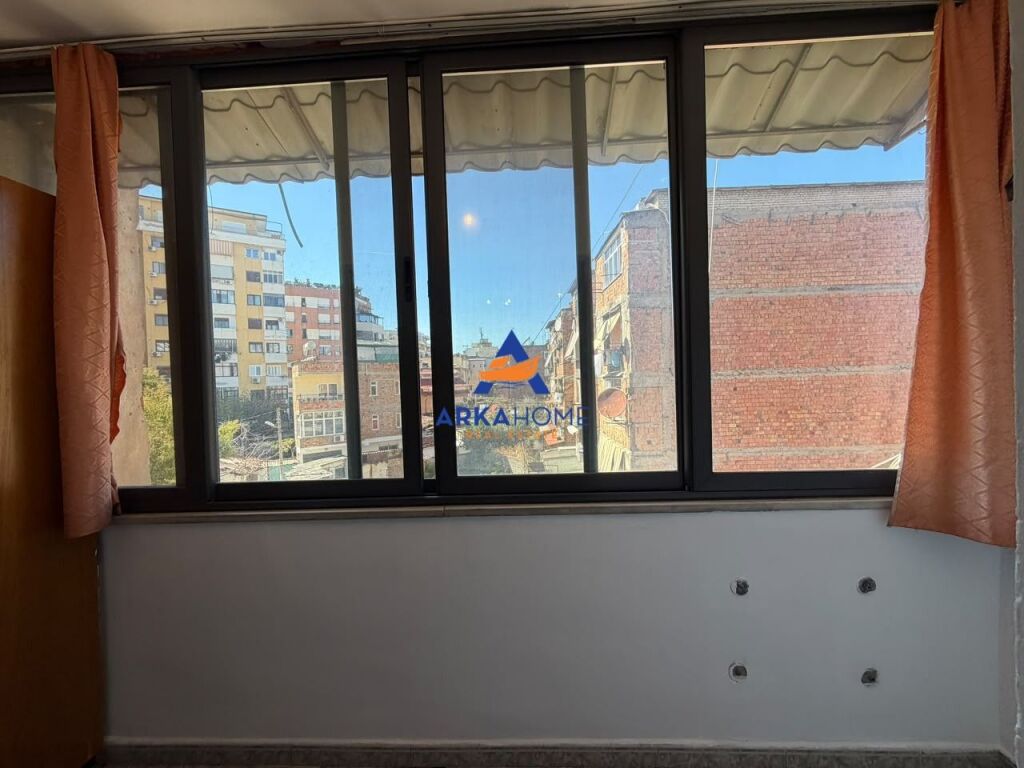 SHITET APARTAMENT 1+1+BALLKON "TE STACIONI I TRENIT" 13000000 LEKE