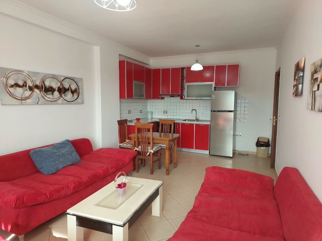 Apartament 1+1 me qira prane Deljijorgjit