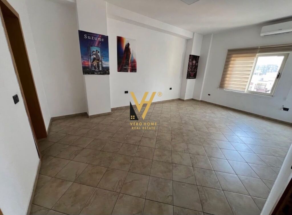 FOR SALE APARTMENT 2+1+2+VERANDA AT KOMUNA E PARISIT 410,000 EURO