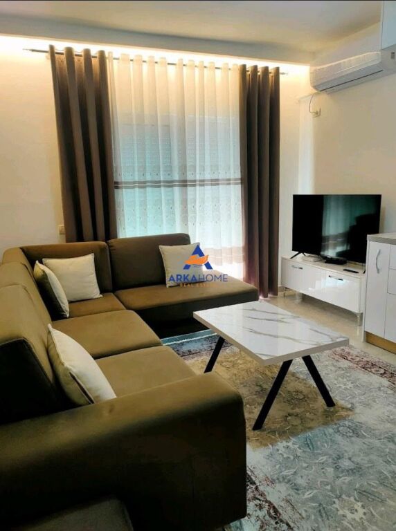 JEPET APARTMENT ME QERA 2+1+BALLKON "BATHORE , RR DEMOKRACIA" 60.000 LEKE