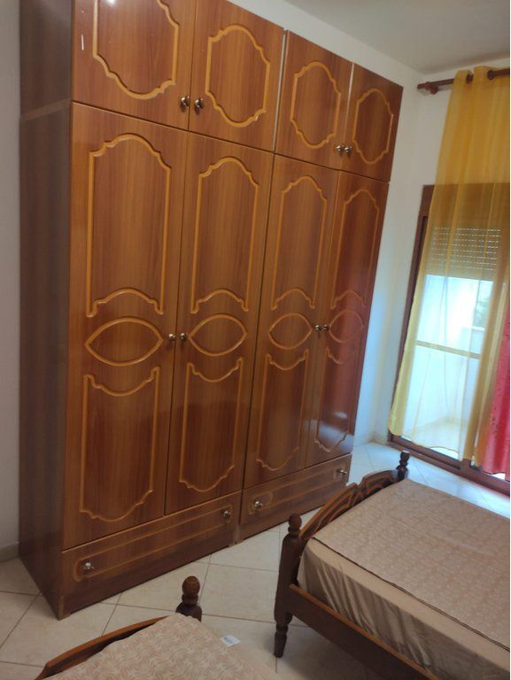 Apartament 2+1 Me Qira në Rruga Siri Kodra, Tiranë. 580 € /Muaj