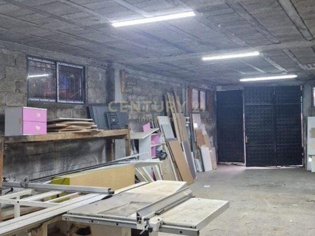 Magazinë me Qira në Rrugën Jordan Misja – 150 m²