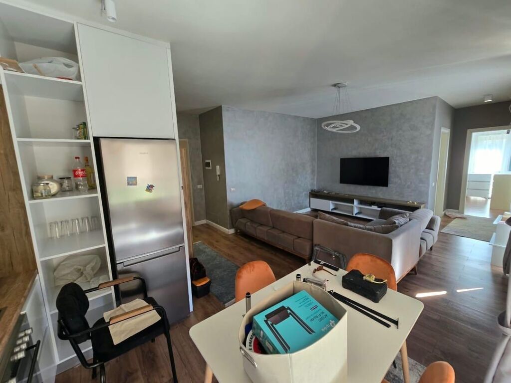Appartamento 1+1 nuovo e arredato in affitto, Viale Zogu i Parë