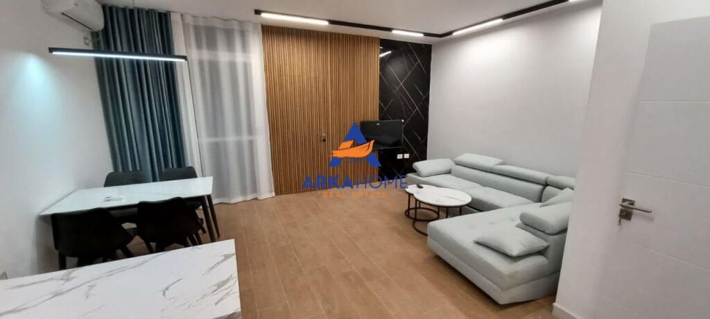 JEPET APARTMENT ME QERA 2+1+BALLKON "RESTORANT FRESKU" 55.000 LEKE