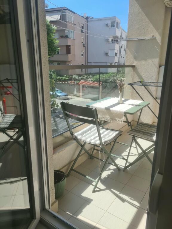 Rent | Apartament 1 + 1 | 21 Dhjetori – Kompleksi Kontakt | 600 €/month
