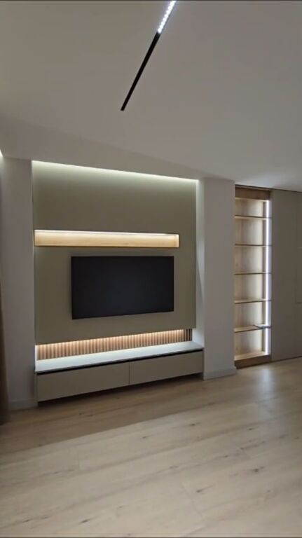Shitet apartament 2+1 tek Liqeni i Thate, prane Radisson!
