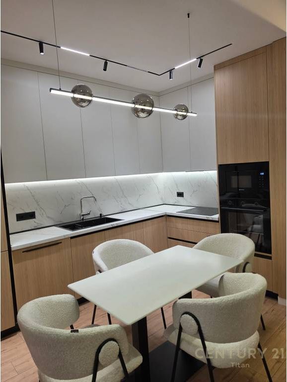 Jepet me qira apartament modern 1+1 te Liqeni i Thate!