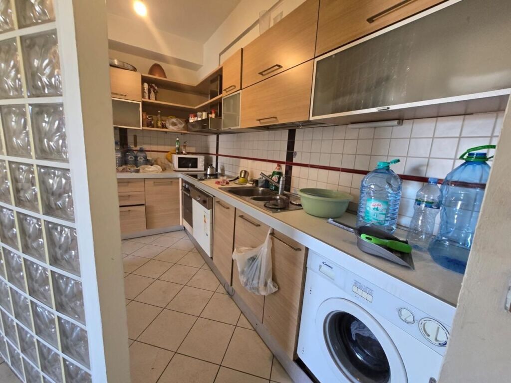 Shitje | Apartament 3 + 1 | | 350000 €