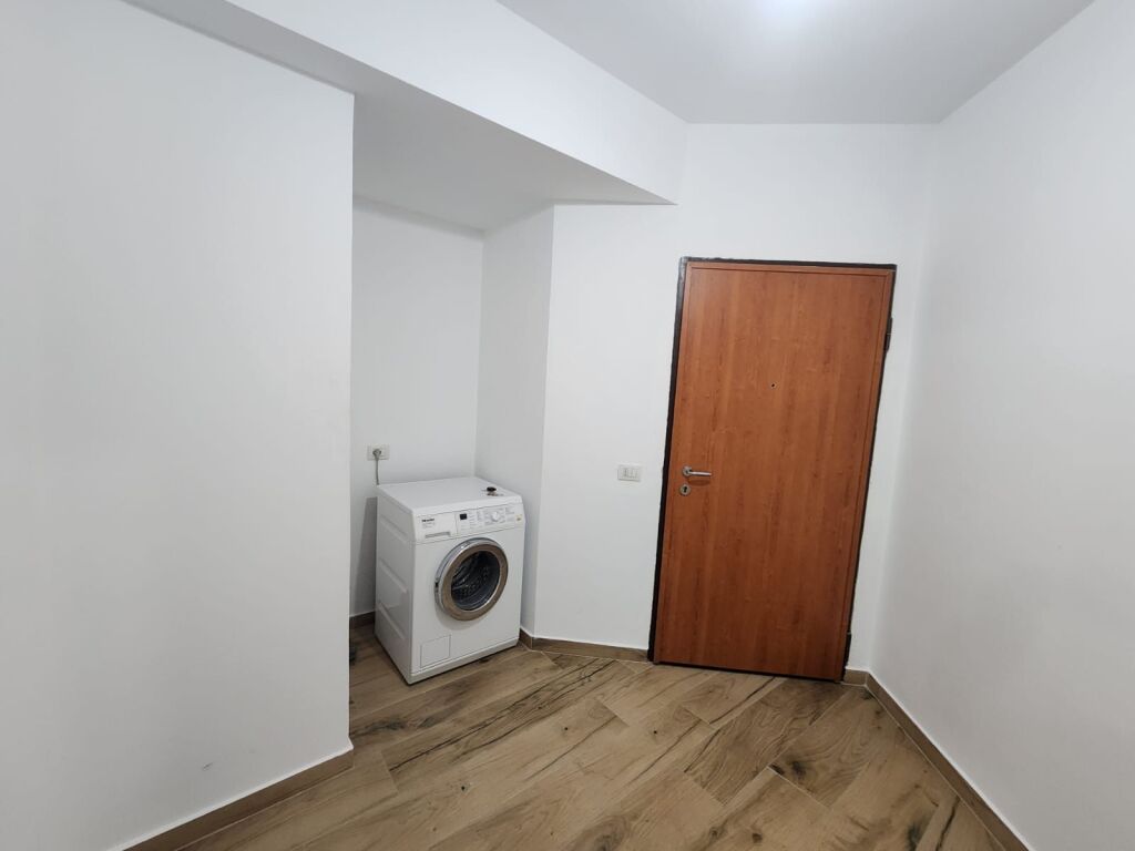 Apartament 2+1 për Qira 112m², në Yzberisht