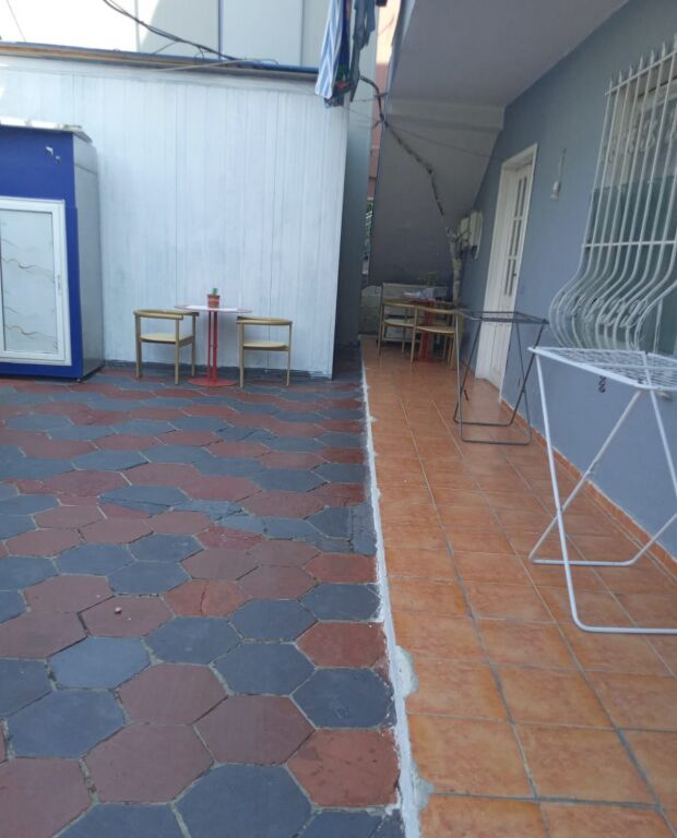 Qera | Shtëpi private 1 + 1 | Komuna e Parisit | 400 €/muaj