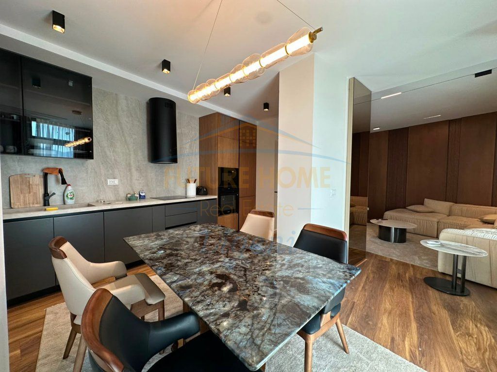 Qera, Apartament 3+1+2 Poste parkimi, Lake View Residence, Tirane.