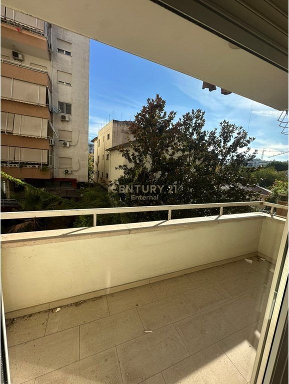 Qender - Jepet Zyre 2+1+2 108m2 Tek Atsh Lokacion Premium