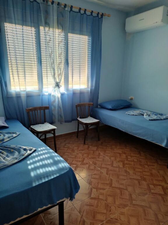 Shitet Apartament
